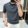 2026 Nova Camiseta Masculina de Verão Respirável Versátil Casual Color Block Estilosa de Alta Qualidade Manga Curta