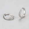 Novos Brincos Simples de Diamante em Prata de Lei S925 Estilo Japonês-Coreano Femininos Coreia do Sul Distintivos Combinam com Tudo Presente de Dia dos Namorados