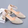 Zapatos cuadrados de estilo francés para mujer, nuevo modelo de verano 2026, suela blanda, transpirables, estilo delicado, versátiles con faldas, tacones altos gruesos