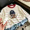 Camiseta de Manga Larga a Rayas de Algodón Puro, Nueva Moda Primavera y Otoño para Niños, Estilosa y de Corte Holgado, Camiseta Básica Versátil para Niños Mayores