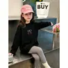 Camiseta de manga larga de dibujos animados para niños, nuevo estilo elegante para primavera y otoño 2026 para niñas, 100% algodón puro, camiseta básica cómoda y versátil