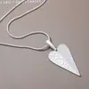 Colar Longo Cruzado Quente Geométrico Flor Vazada Amor Feminino Pingente Irregular Escovado Exagerado de Alta Qualidade