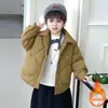 Jaqueta Matelassê Infantil Outono e Inverno 2026 Novo Estilo Roupas Grossas Quentes para o Fim do Outono Roupas Finas de Algodão de Inverno para Bebê