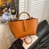 Bolsa de Ombro Simples e Estilosa em Cor Sólida da Moda com Grande Capacidade para Trabalho, Deslocamento e Saídas; Bolsa Transversal Simples e de Aparência Sofisticada