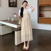Conjunto de Três Peças de Roupas Modernas para Maternidade: Top Camiseta, Vestido de Alça Floral de Verão 2026, Vestido Midi de Maternidade
