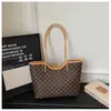 2026 Nova Bolsa Feminina Bolsa de Ombro Único Tendência Casual Versátil Grande Capacidade Bolsa de Ombro Único Bolsa Tote Estampada Fashion
