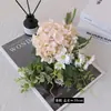Nuevo Artefacto de Flores Combinación Hortensia Eucalipto Artefacto de Flores para el Hogar Sala de Estar Entrada Adornos de Flores Transfronterizos Flor de Seda