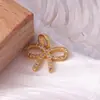 Moderna Cadena con Colgante de Lazo Full Brillantes en Dorado y Plateado, Elegante Cadena para Clavícula, Joyería Versátil para el Uso Diario