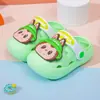 Novas Chinelos Infantis Panda 2026 Verão Desenho Animado Fofos Antiderrapantes Tamancos Fechados para Bebês e Meninas Pequenas