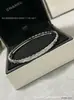 Versão de Luxo da Pulseira Acolchoada Chanel Cococrush, Versões Abertas Largas e Estreitas Estilo Chanel, Totalmente Cravejada com Diamantes, Artesanato Primoroso