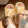 Nuevas pantuflas de EVA para estudiantes de verano con suela suave y gruesa para pisar excrementos para el hogar, lindas sandalias de oso de queso para mujer