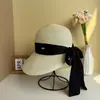 Chapéu de Palha com Laço de Fita Estilo Francês para Mulheres, Chapéu de Proteção Solar, Chapéu de Verão que Faz o Rosto Parecer Menor, Chapéu de Praia para Passeios à Beira-Mar, Chapéu de Sol