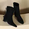 Botas de moda com franjas estilo britânico para mulheres, botas curtas de salto plataforma que aumentam a altura para outono e inverno, botas western finas versáteis, estilosas