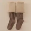 Medias de invierno para niñas, superventas transfronterizas, color sólido de algodón, engrosadas y cálidas, raya vertical, alta elasticidad, pantalones ajustados para niños pequeños y niños pequeños