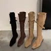 Botas de Cano Alto com Bico Fino e Salto Baixo Estilo Retrô Coreano First Encounter Season para Mulheres Outono/Inverno 2026 Novas Botas Dobráveis de Duas Vias West