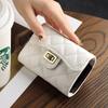 Vendas Diretas da Fábrica Estilo Pequeno e Fragrante Porta-Cartões de Leite Glutinoso Porta-Moedas de Couro Macio Europeu e Americano Porta-Cartões Feminino Curto com Vários Slots para Cartões