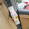 Almohadilla para Cinturón de Seguridad de Coche Oso Fresa Muñeco de Dibujos Animados Anti-Estrangulamiento Felpa Suave Protector de Cinturón de Seguridad Cómodo para Todas las Estaciones