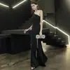 Vestido de Noche Negro para Mujer 2026 Estilo Nuevo Elegante de Gama Alta Estilo Sirena con Diseño Único de un Solo Hombro Vestido de Brindis Nupcial con un Sentido de Sofisticación