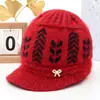 Chapéu de inverno para mulheres de meia-idade e idosas, chapéu de tricô para uso externo, forrado com fleece para calor extra, grosso e aconchegante, adequado para mulheres mais velhas, gorro estilo bico de pato