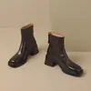 Botas de tornozelo robustas de salto alto estilo retrô francês para mulheres, nova coleção outono/inverno 2025, botas de salto alto com bico quadrado, efeito emagrecedor, botas Martin, botas de cano baixo