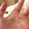 Brincos de Tarraxa Pequenos de Bola de Ouro Brincos de Parafuso Torcido para o Buraco da Orelha Design de Nicho Orelha de Ouro