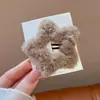 Pinza para el pelo de estrella esponjosa simple estilo coreano, Pasador de pelo de estrella de cinco puntas de peluche para chica estilo Ins, Lindo accesorio para el pelo