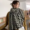 Bufanda de Cuadros Nueva para Otoño e Invierno Chal con Letras de Imitación Cachemir Bufanda Cálida de Cuadros Houndstooth Fabricante Venta al por Mayor