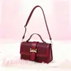Otoño 2025 Nuevo Estilo Elegante Moda Diseño Hombro Único Cruzado Retro Chic Color Sólido Simple Moda Tendencia Bolso de Hombro