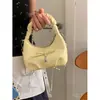 Bolsa de Mão Texturizada de Nicho Estilo Francês para Mulheres, Bolsa Tote Pequena, Novo Modelo 2026, Bolsa Meia-Lua Plissada, Bolsa Transversal com Corrente no Ombro