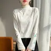 Suéter de Tricô Espesso com Forro de Fleece e Gola Alta Meia-Calça Feminino, Novo Estilo para o Início da Primavera, Design de Bordado de Borboleta, Pulôver Redutor de Idade