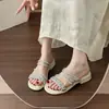 Sandalias de Hada para Playa con Clip, Punta Abierta y Pedrería, con Tacón Bajo, Zapatos Planos de Verano 2026, Chanclas de Nuevo Estilo para Mujer para Usar Afuera