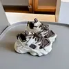 Zapatos Chunky para Niños 2026 Primavera/Verano Nuevo Modelo Tenis para Niñas Ligeros Casuales de Moda Versátiles Suela Suave Zapatos para Correr