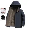 Nova coleção de inverno: jaqueta acolchoada de algodão masculina com capuz removível, quente e espessa para isolamento adicional, adequada para homens de meia-idade e idosos