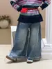 Mo Xiaomeng Estilo Outono 2026 Calças Largas com Barra Canelada Estilo Retro Coreano de Alta Qualidade para Meninas Jeans Casual Solto Infantil