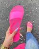 Sapatos femininos de grande porte de comércio exterior europeu e americano 2022 estação independente Amazon WISH Sandálias de geléia de cristal sandálias chinelos