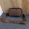 Corea del Sur Bolso Mensajero Pequeño para Hombre Estilo Minimalista Marca de Moda Cuero de Alta Calidad Solapa Bolso de Hombro para Hombre y Mujer Bolso para Teléfono Móvil