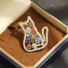 Broche de Gato de Cristal Lindo y Colorido, Diseño Original, Moderno y Versátil, Adorable Broche de Animal, Pin de Nuevo Estilo