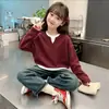 Blusa de Tricô Waffle Estilo Coreano Falsa de Duas Peças com Mangas Longas para Meninas, Novo Estilo Primavera/Outono para Crianças de Tamanho Médio e Grande, Versátil, Estilosa, Camada Base Solta