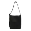Bolsa de mano tipo tote de gran capacidad para el día a día, nuevo modelo 2026, bolsa para madre e hija, bolso de mano a la moda para el trabajo, bolso tipo cubo versátil para llevar al hombro o debajo del brazo