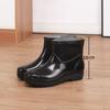Botas de lluvia de fondo de tendón de buey para hombres y mujeres cálidas resistentes a ácidos y álcalis tubo alto engrosadas camuflaje botas de lluvia antideslizantes protección laboral lavado de autos botas de agua sitio de construcción
