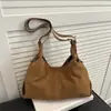 Bolso de Mano Retro de Gran Capacidad para Mujer Otoño e Invierno, Bolso de Hombro Versátil de Gamuza para el Trabajo, Bolso Simple y Versátil con Textura Mate
