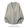 Cárdigan de Punto Trendy con Cuello en V para Hombre Otoño/Invierno 2026, Chaqueta Versátil con Estilo, Suéter Cárdigan de Estilo Maduro, Contraste de Color Retro