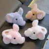 Chinelos de algodão infantis de inverno, unissex, quentes e forrados com fleece, apresentando um design fofo de elefante, perfeitos para uso pai-filho, macios e confortáveis para uso interno, com design de calcanhar fechado