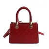 Bolso Pequeño de Moda Estilo Coreano para Mujer Nueva Moda Primavera/Verano 2026 Bolso Cruzado Versátil Bolso de Mano con Textura de Alta Calidad Bolso Cuadrado Pequeño