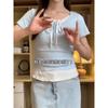 Camiseta Feminina Americana Retrô de Ombro Reto Manga Curta 2025 Doce e Apimentada Ajustada Falsa Duas Peças Top Roupa Exterior Estudante Moderna