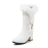 Atacado Moda Inverno 2026 Sapatos Femininos de Salto Alto com Salto Grosso, Tamanhos 33-46, Botas de Camurça de Cano Médio