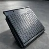 Placa de travessia de pedestres 50kg superfície de borracha composta estrutura pode ser combinada com acessórios de bloco de pressão fixo para placas de travessia de pedestres