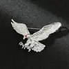 Traje de Lujo Ligero para Hombre Broche de Corona León Accesorios de Ropa Popular Celebridad de Internet Cabeza de Águila Ciervo Broche de Presentador