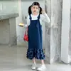 Conjunto de Peto de Mezclilla para Niñas Otoño 2026 Nueva Colección de Otoño para Niños Pequeños y Mayores Conjunto de Vestido de Dos Piezas