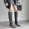 Botas compridas elegantes para mulheres, nova coleção outono/inverno 2026, bico fino, salto agulha, botas casuais de perna reta, botas compridas estilo britânico, botas justas